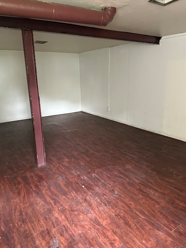 Building Photo - 9700 Medford Dr