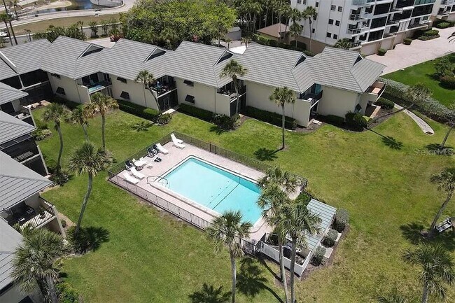 Building Photo - 4660 Ocean Blvd