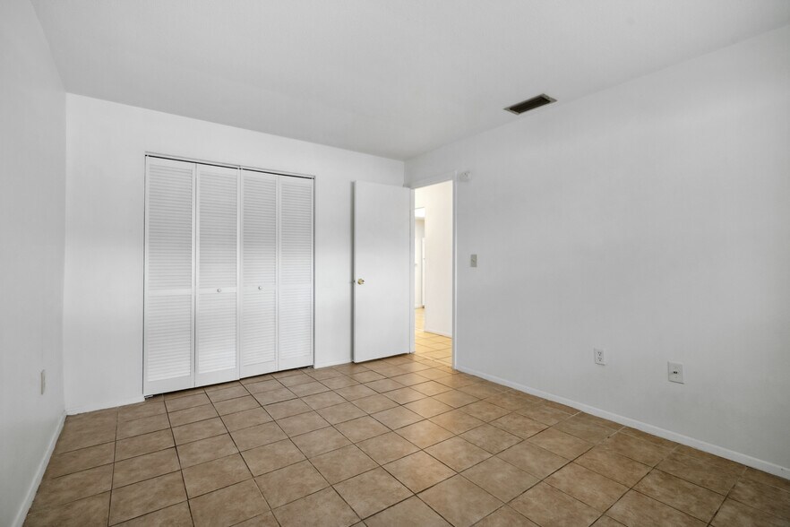 Building Photo - 1108 Amble Ln