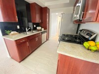 Building Photo - Advent - Low Deposit Two Bedroom Condo W/ ...