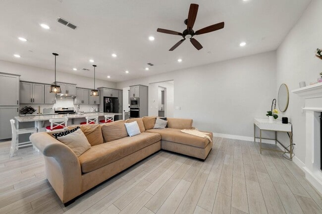 Building Photo - Beautiful Single-Story Home for Rent – Wes...