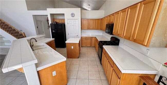 Building Photo - 8609 Highland View