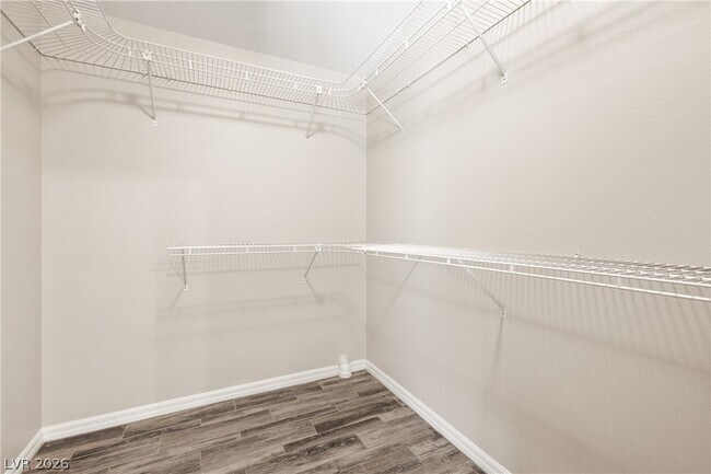 Building Photo - 6288 Fisher Ave