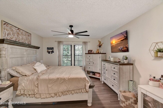 Building Photo - 116 Azalea Cir