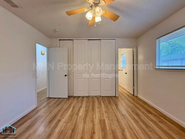 Building Photo - 9607 Gold Hl Dr