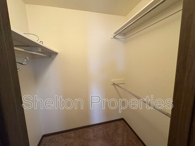 Building Photo - 12503 W Rampart Dr