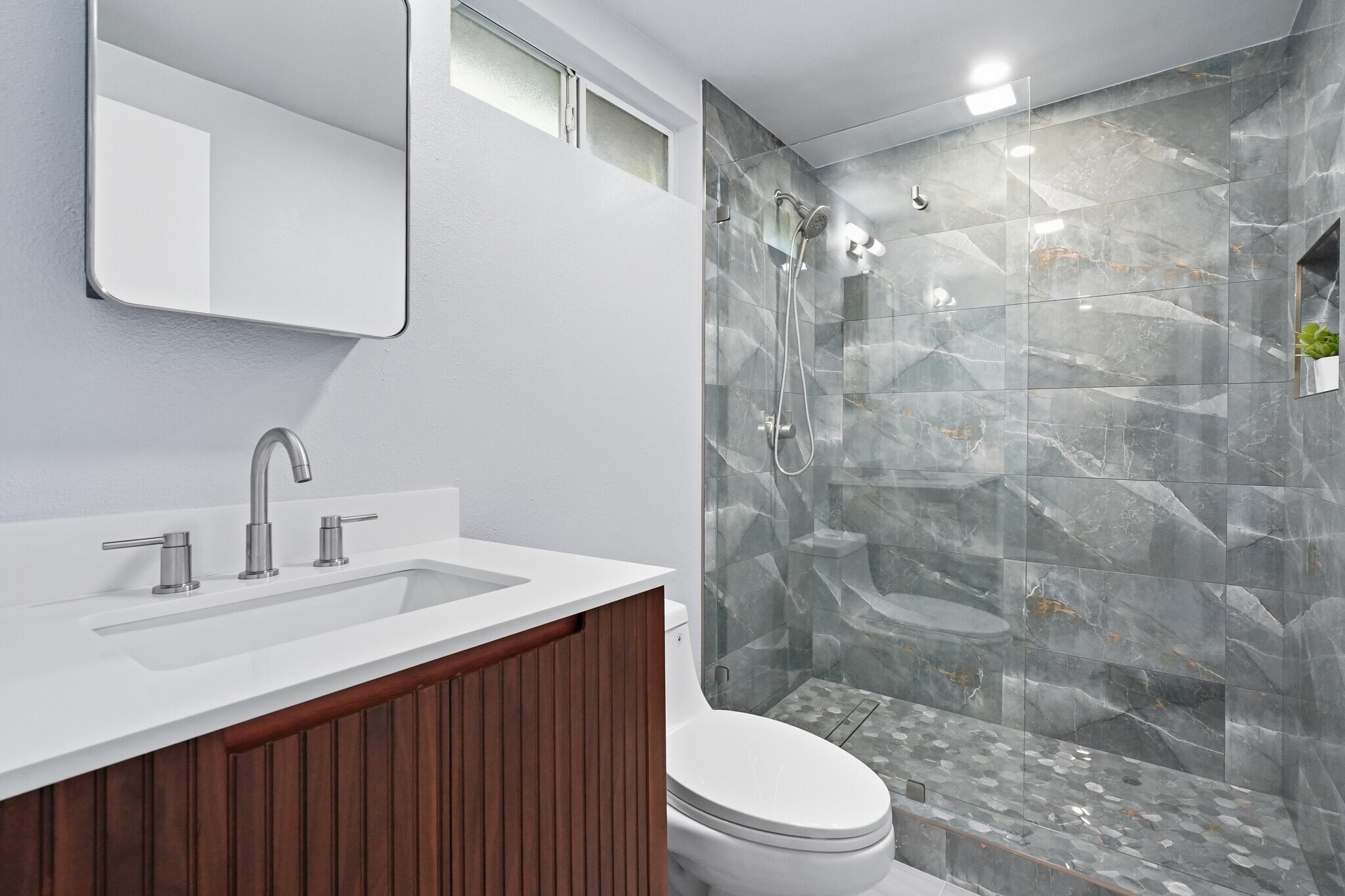 Building Photo - 6120 Case Ave