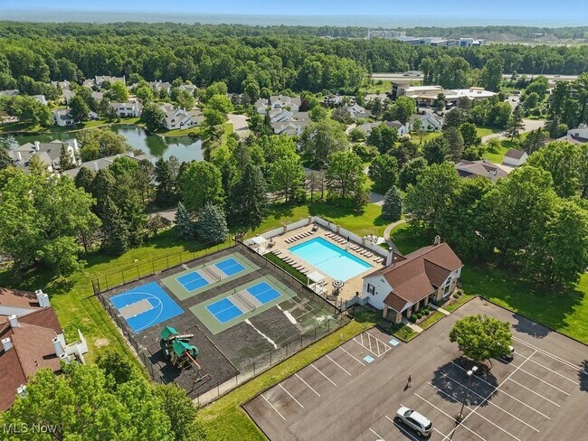 Building Photo - 6671 Hidden Lake Trail