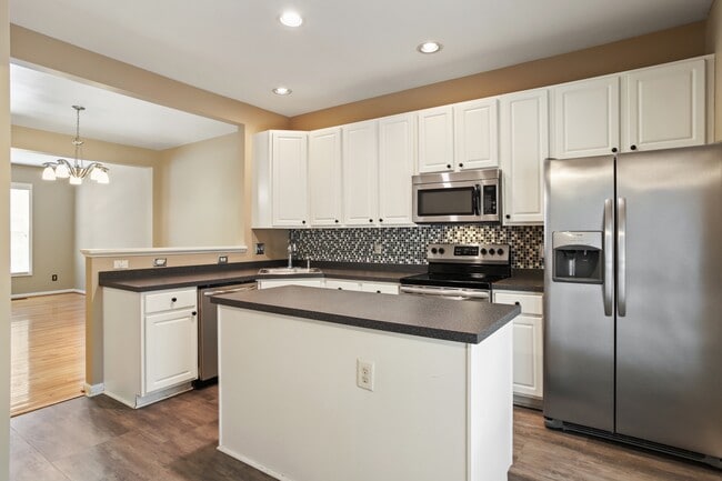 Building Photo - 5451 Crabtree Park Ct