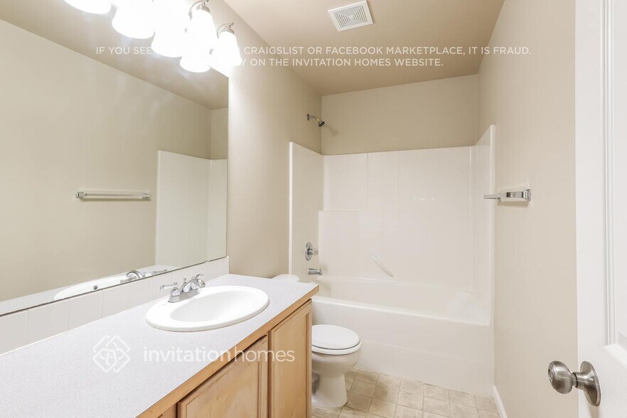 Building Photo - 15217 87th Ave E