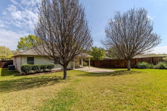 Building Photo - 1621 Westmeadow Trail