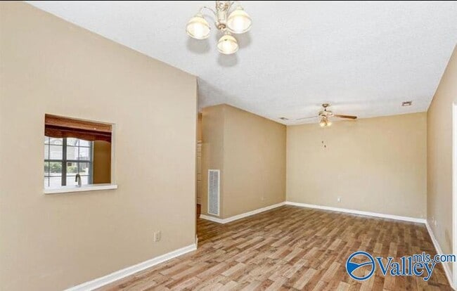 Building Photo - 111 Bentworth Ln