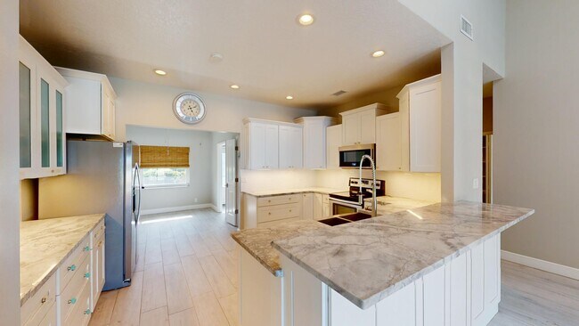 Building Photo - 959 N Hwy A1A