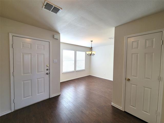 Building Photo - 2603 Hidden Valley Dr