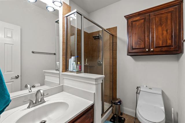 Building Photo - 3524 Hutch Dr
