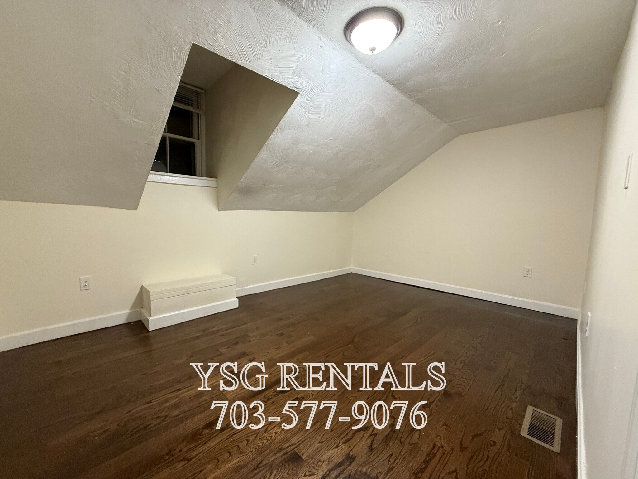 Building Photo - 19 Lambert Ave