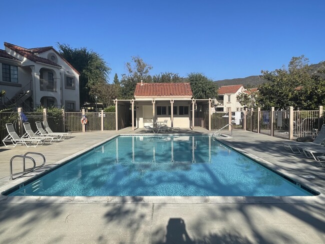 Community Pool - 13006 Wimberly Sq