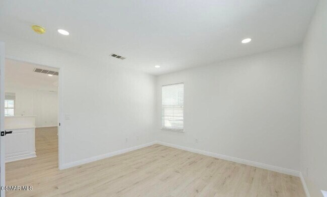 Building Photo - 2816 Blazing Star Dr