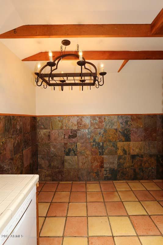 Building Photo - 5214 N 33rd St