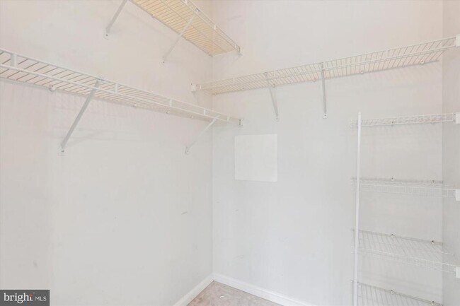 Building Photo - 4138 Fountainside Ln