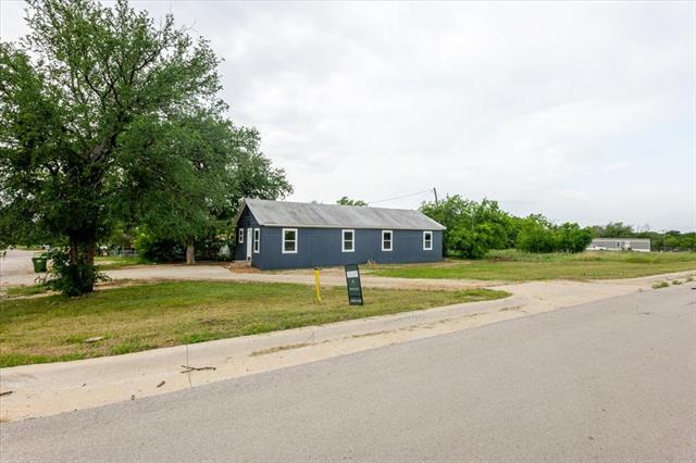 Building Photo - 1202 SW 11th Ave