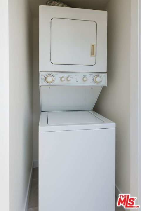 Building Photo - 7467 N Forbes Ave