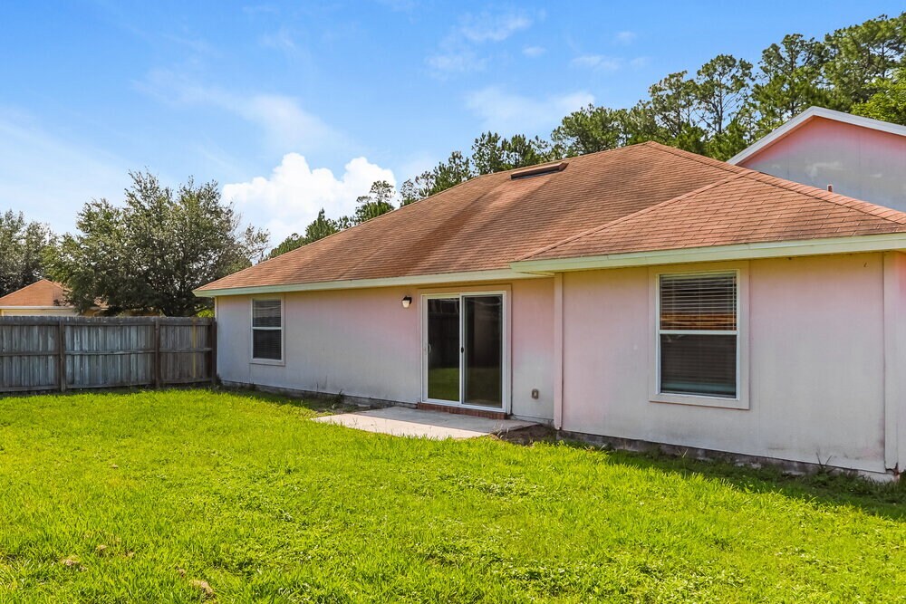 Building Photo - 3621 Arava Dr