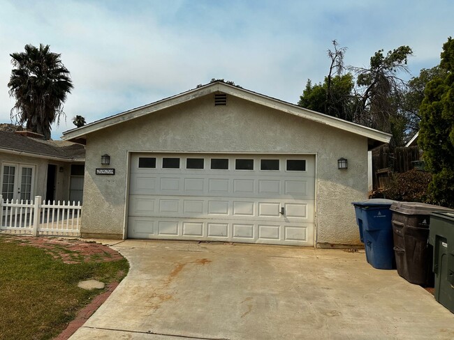 Primary Photo - Riverside Home For Rent- 3 bedrooms!