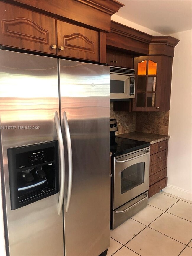 Building Photo - 19319 NW 54th Ct