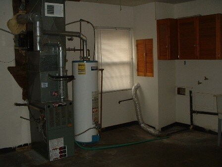 Building Photo - House for Rent in Southwest City