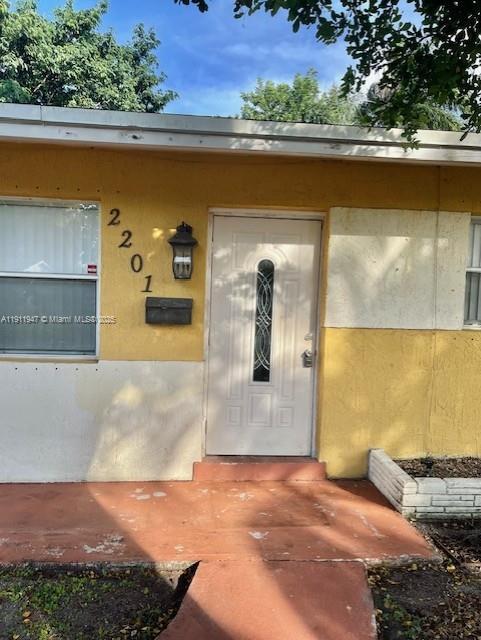 Building Photo - 2201 N 56th Terrace