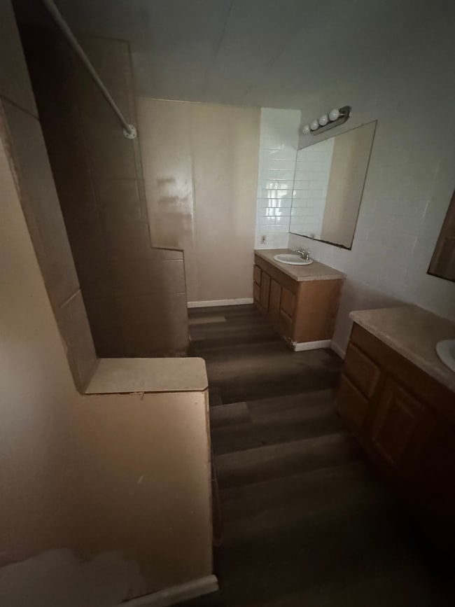 Building Photo - 6841 Klug Pines Rd