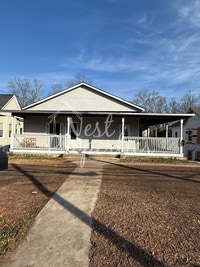 Building Photo - 233 E Cambridge Ave