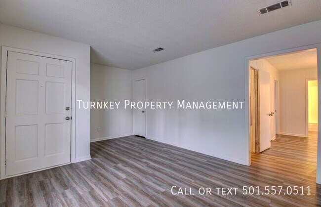 Building Photo - 8919 Tanya Dr
