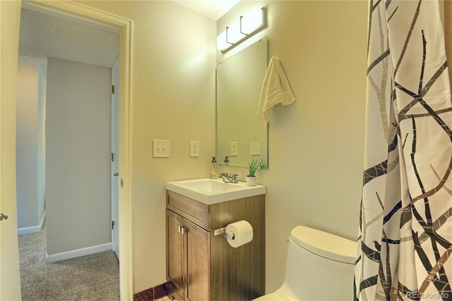 Building Photo - 10419 Iris Way