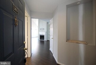 Building Photo - 46598 Drysdale Terrace