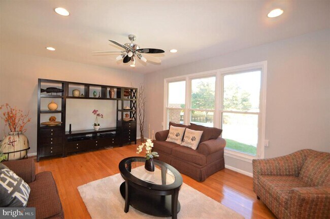 Building Photo - 12614 Oxon Rd