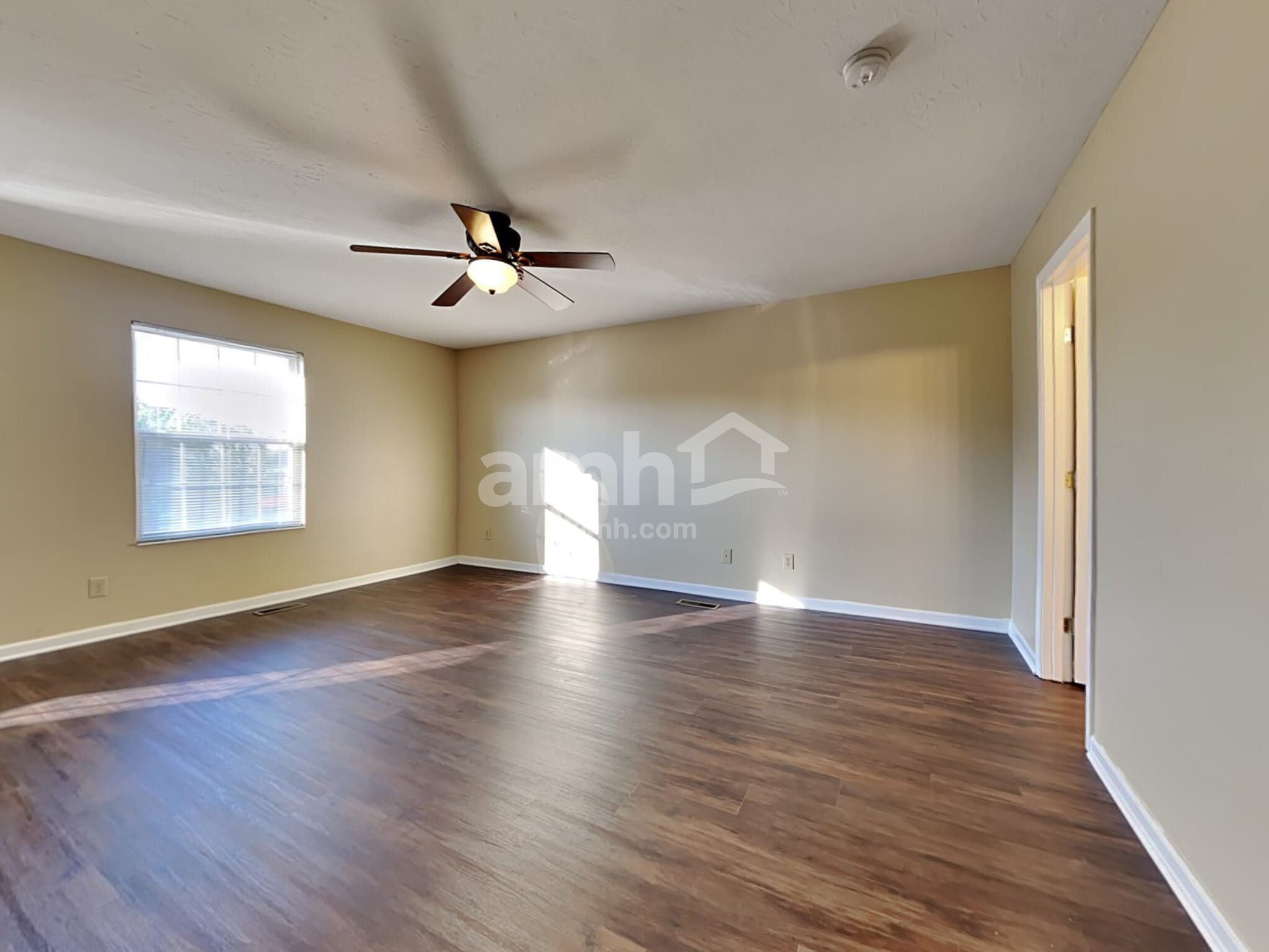 Building Photo - 15 Churchill Manor Ct