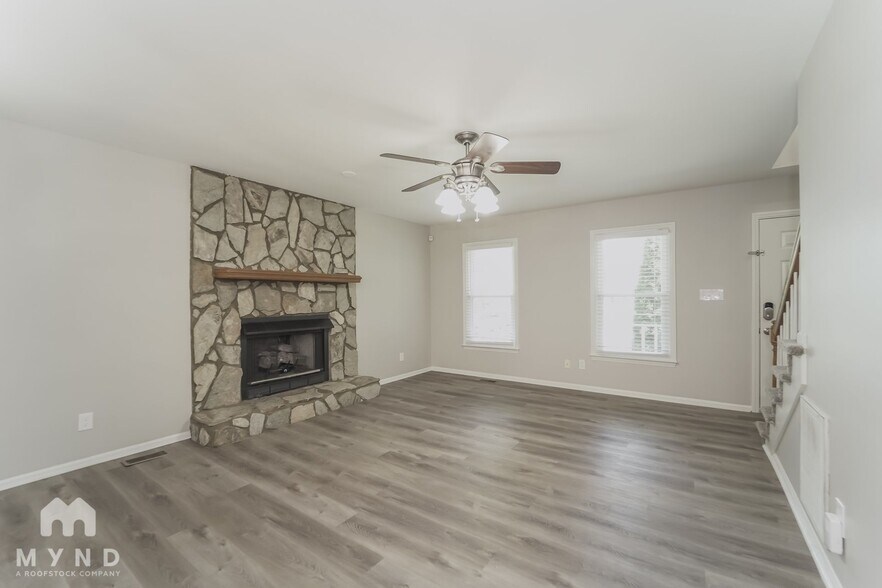 Building Photo - 157 Antelope Dr