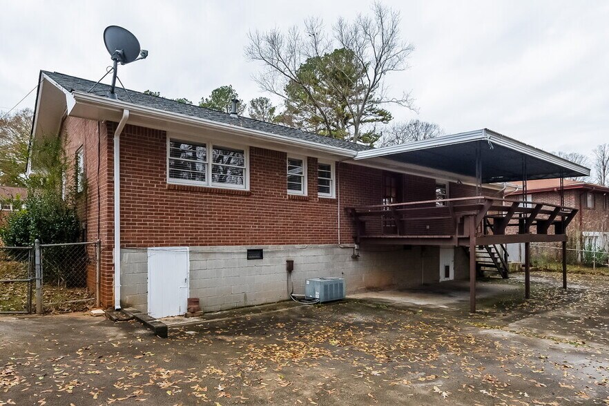 Building Photo - 6276 Harbin Woods Dr