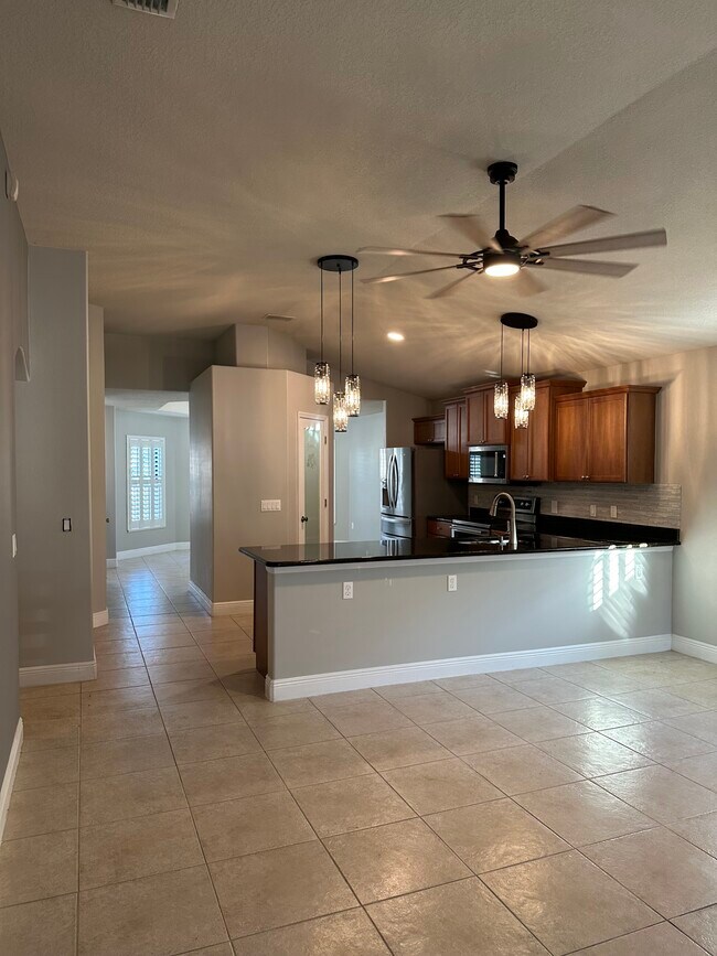 Building Photo - 3702 Brantley Cir