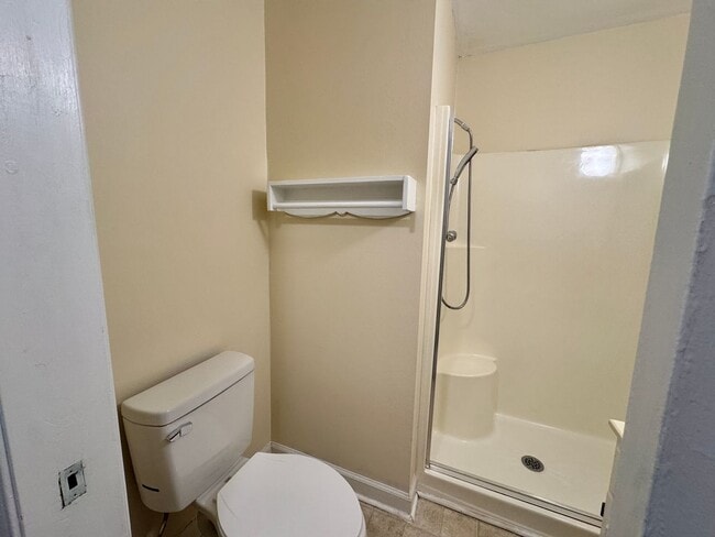 Building Photo - Statesville - 3BR/2BA + Carport