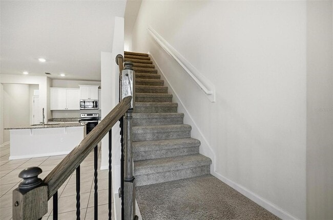 Building Photo - 165 Redbud Rd