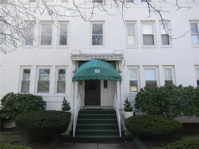 Building Photo - 152 Elmgrove Ave