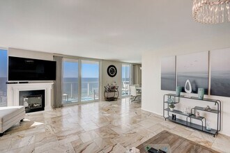 Building Photo - Seaside Serenity: Luxurious Gulf-Front Retreat on Southern Longboat Key