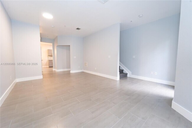 Building Photo - 3515 Shoma Dr