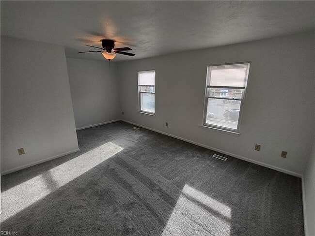 Building Photo - 2043 Allison Dr