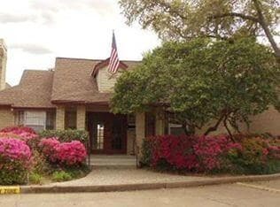 Building Photo - 2120 El Paseo St