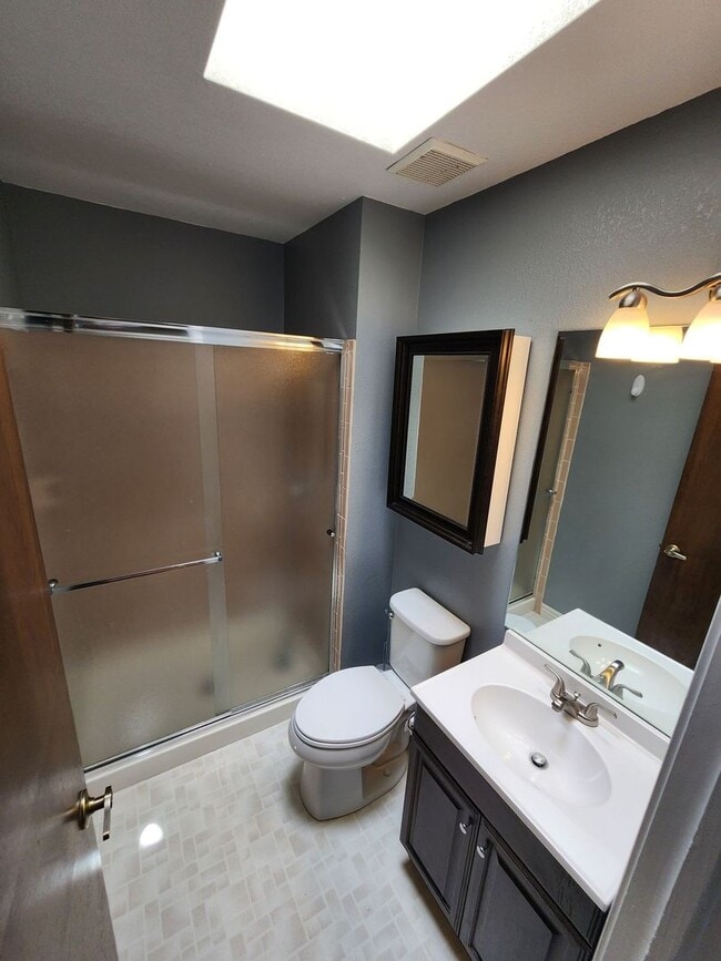 Building Photo - Spacious 4-Bedroom Home with RV Parking in...