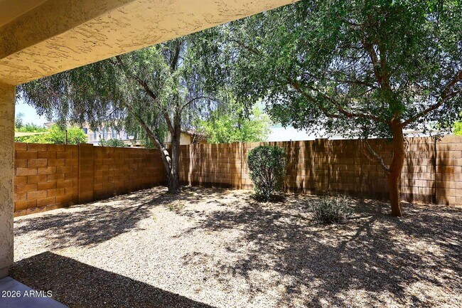 Building Photo - 17430 W Yavapai St